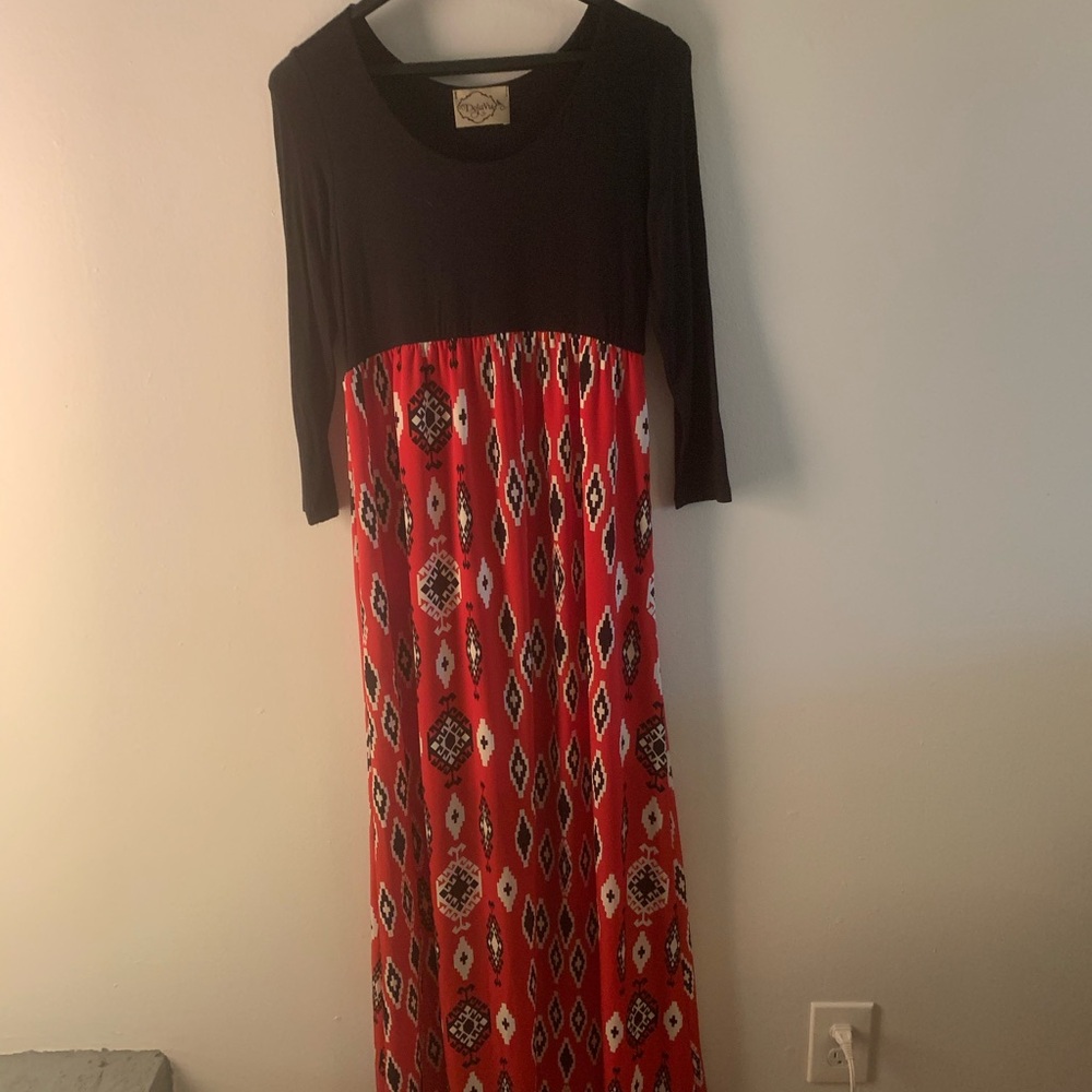 Black and Red Patterned Maxi Dress